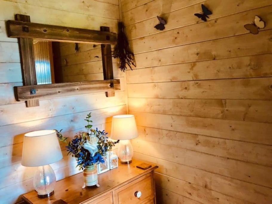 Tranquil Norfolk Log Cabin - Stunning Sunset Views Weston Longville Exterior foto